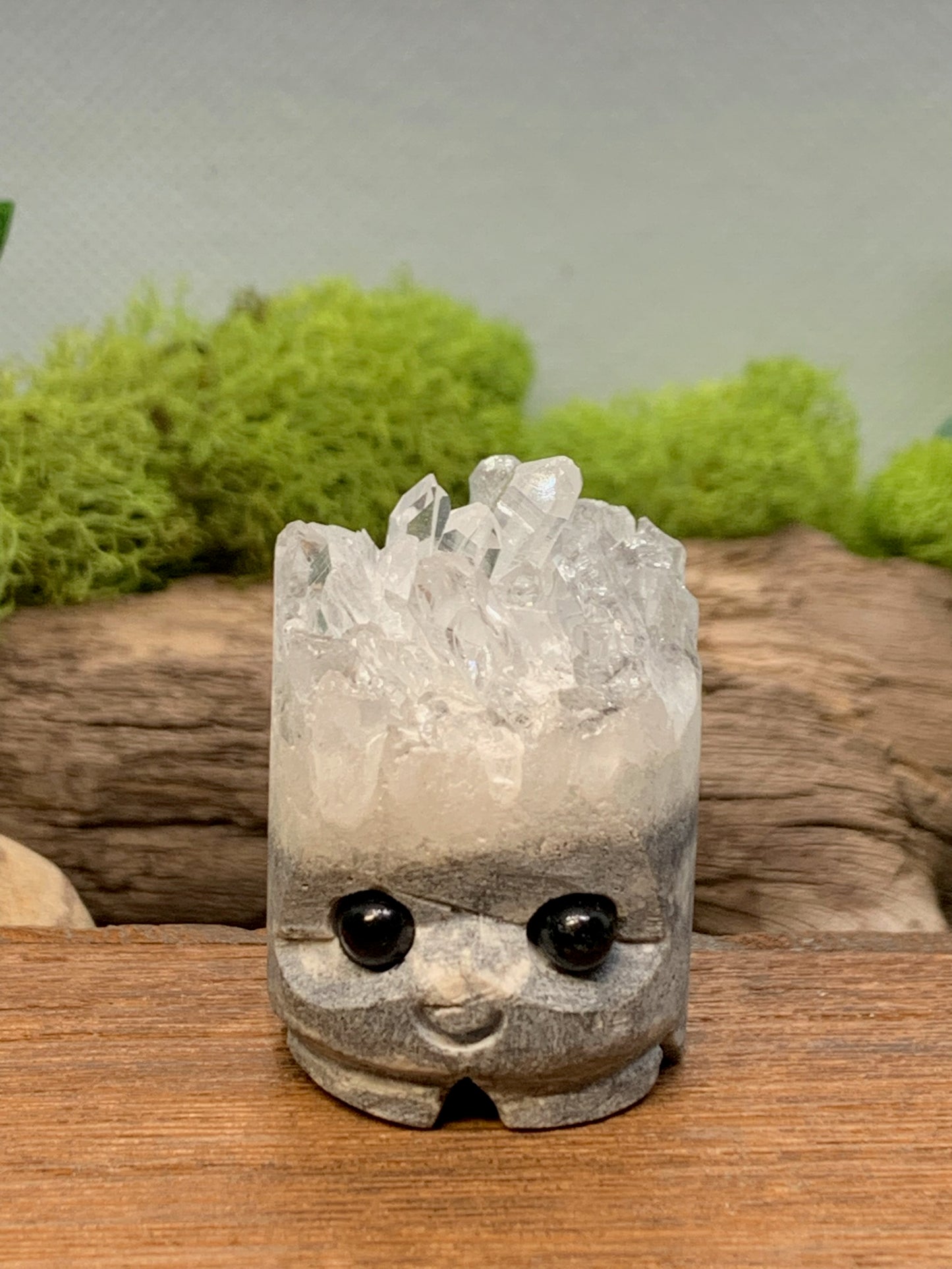 Calcite Groot Carving